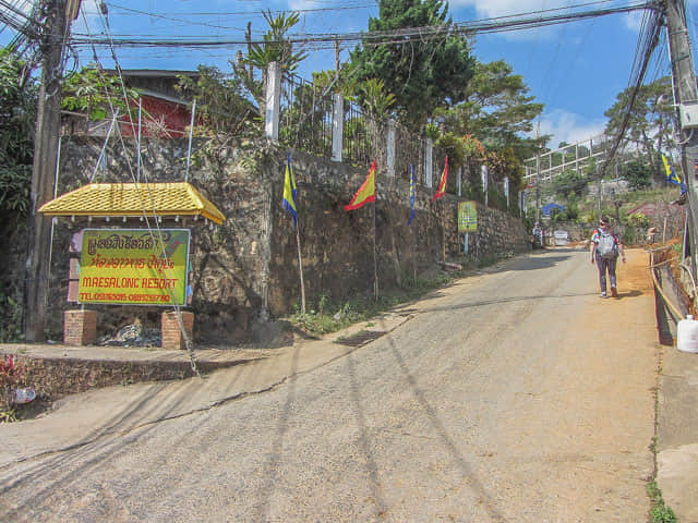 清萊美斯樂 步行到山頂上的皇太后陵寢