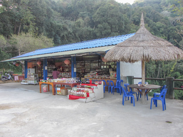 清萊美斯樂 段希文將軍陵園 茶店