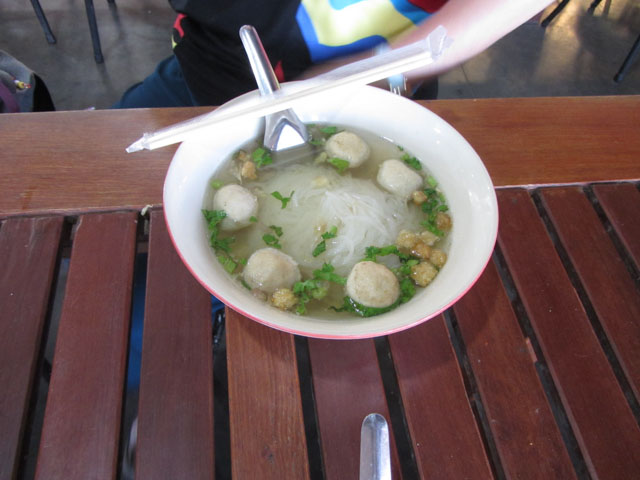 泰國清萊、美塞主幹公路 Sukhothai's Kitchen Restaurant (ครัวสุโขทัยเรสโตรองต์) Food Court