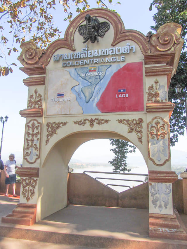 泰國金三角公園 Wat Phra That Pu Khao 觀景台