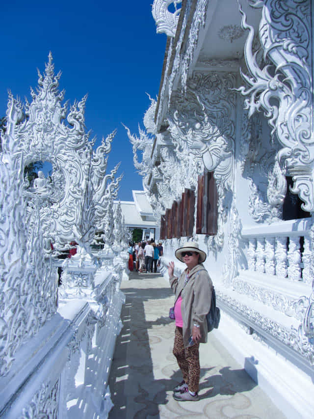 泰國清萊 白廟主廟旁長廊