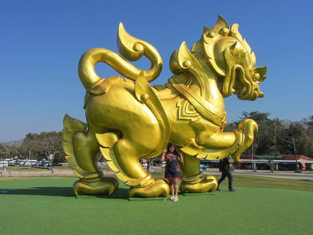 泰國清萊聖獅公園 黃金聖獅像