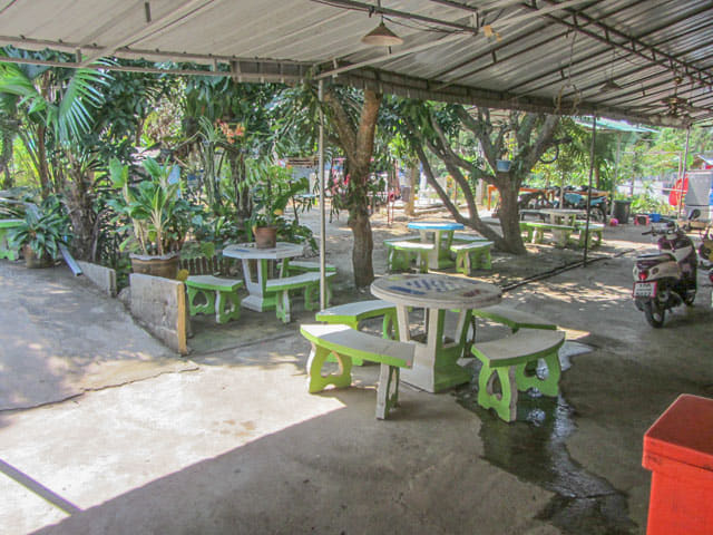 泰國夜沙良 (Mae Sariang / อำเภอแม่สะเรียง) 鄉村餐廳