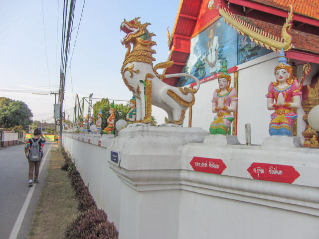 泰國夜沙良 (Mae Sariang / อำเภอแม่สะเรียง) 村落  วัดคะปวง 佛寺