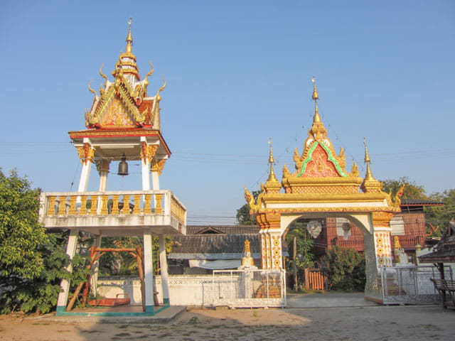 泰國夜沙良 (Mae Sariang / อำเภอแม่สะเรียง) 村落 วัดมหาโชค(ห้วยวอก) 寺廟