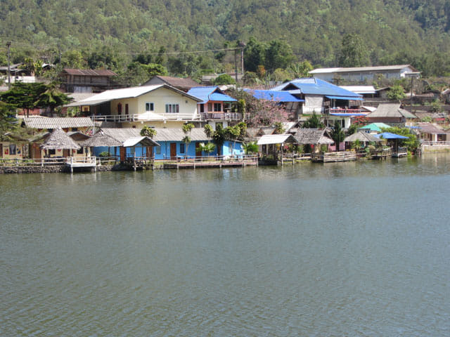 泰國 湄宏順 (Mae Hong Son) 泰緬邊境華人村 - 密窩村 (Ban Rak Thai / Mae Aw / แม่ออ)