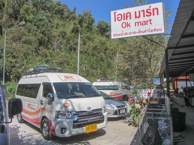 泰國 拜縣 (Pai) 乘 Prempracha Transports 巴士往清邁 中途休息站