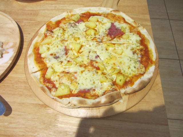 泰國清邁 塔佩門 (Tha Pae Gate) Travel Cafe 餐廳 Pizza 午餐