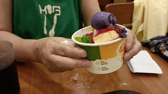 菲律賓馬尼拉 Jollibee Halo-halo 甜品