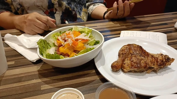 菲律賓馬尼拉 Kenny Rogers Roasters 烤雞