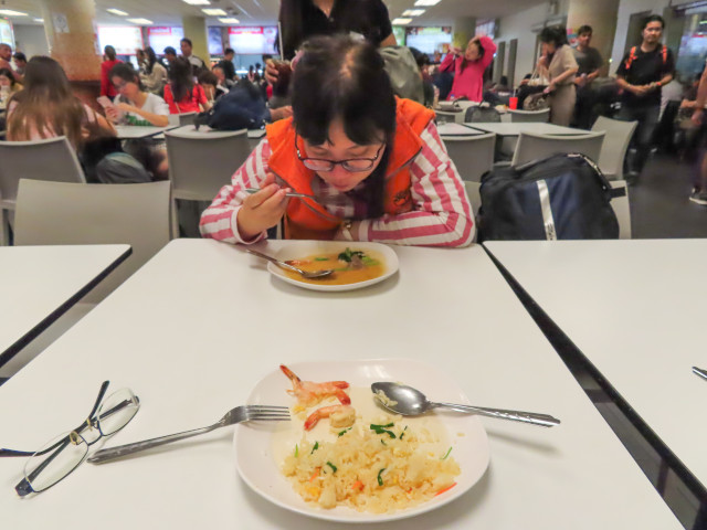 曼谷蘇汪納普國際機場 Food Court