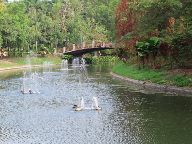曼谷詩麗吉王后公園 (Queen Sirikit Park)