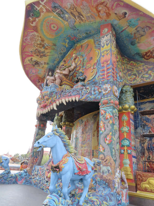 班麗寺 (Wat Banrai)、巨象廟
