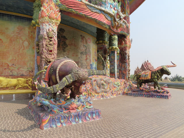 班麗寺 (Wat Banrai)、巨象廟