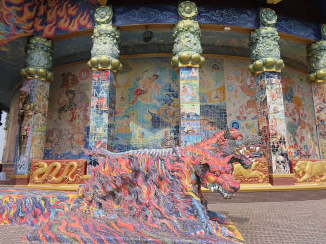 班麗寺 (Wat Banrai)、巨象廟