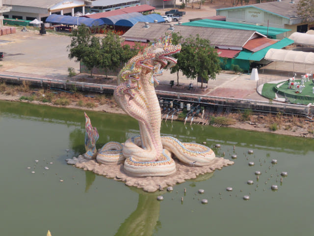 班麗寺 (Wat Banrai) 壁畫頂樓眺望