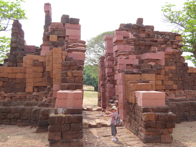 碧邁南門 Pratu Chai Ancient Gate