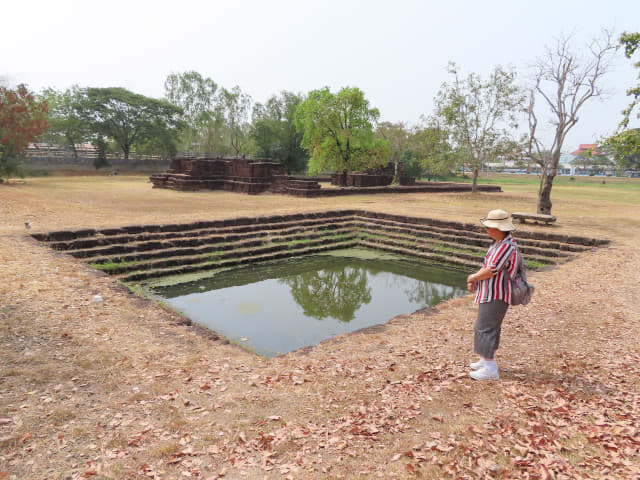 Arokayasala (Prasat Kuti Rishi Noi)