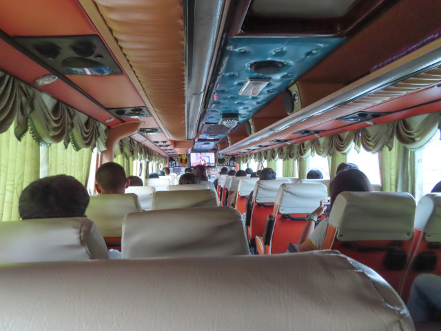 碧邁乘巴士往呵叻