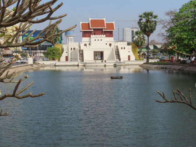 呵叻 Suan Rak Park 坤仁摩博物館