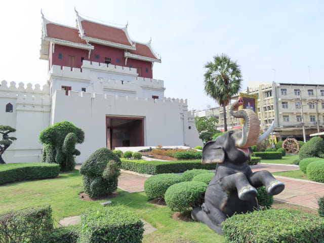 呵叻 Suan Rak Park 坤仁摩博物館