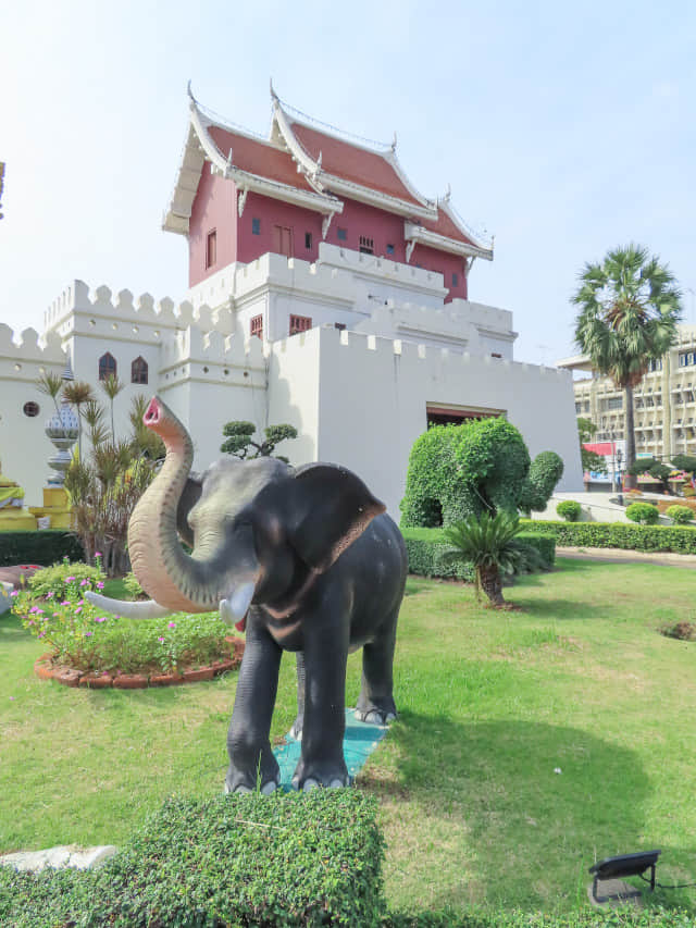 呵叻 Suan Rak Park 坤仁摩博物館