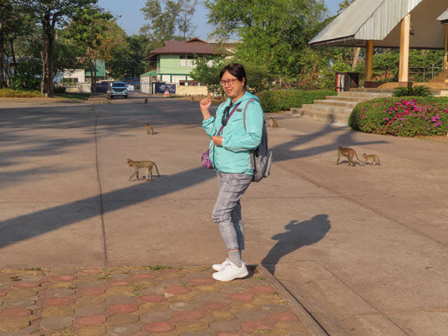 烏隆 Kumphawapi 猴子自然公園 (Monkey Nature Park)