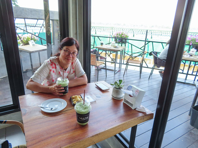 那空拍儂 Nakhon Phanom 湄公河畔 Cafe de kong 咖啡店