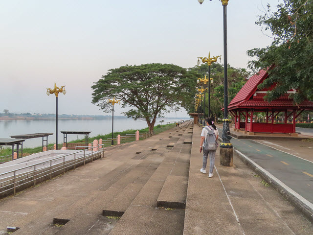 那空拍儂 Nakhon Phanom 湄公河畔步道