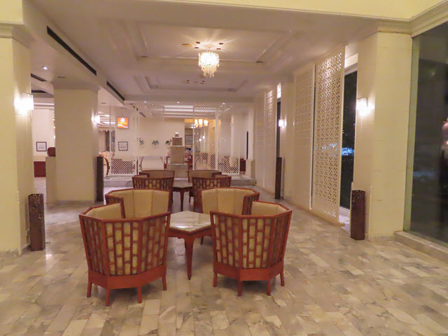 穆達漢 (Mukdahan) 普洛伊宮飯店 (Ploy Palace Hotel) 服務大堂