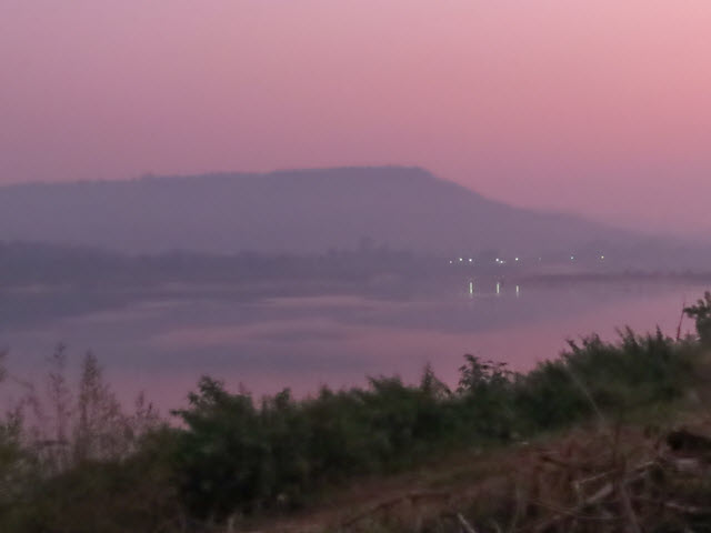 Khong Chiam 湄公河大清早景色