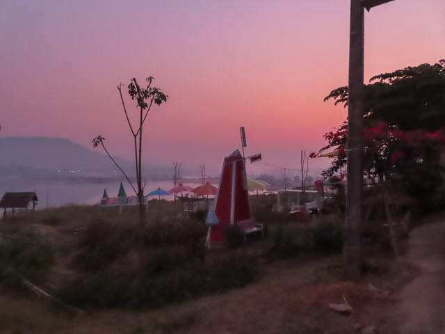 Khong Chiam 湄公河大清早景色