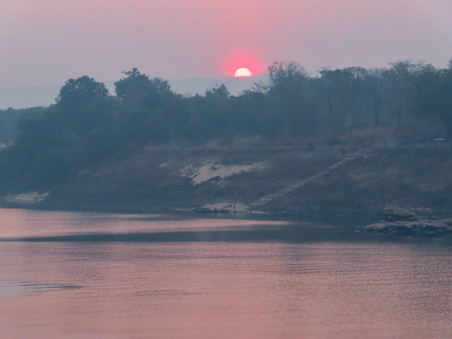 Khong Chiam 湄公河日出
