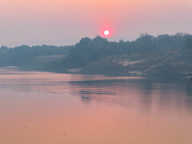 Khong Chiam 湄公河日出