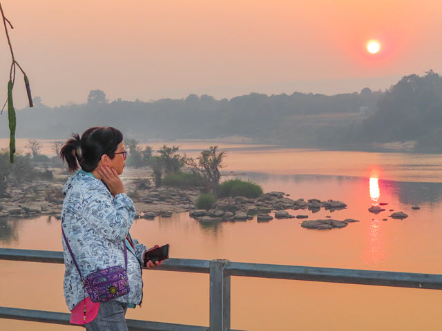 Khong Chiam 湄公河日出