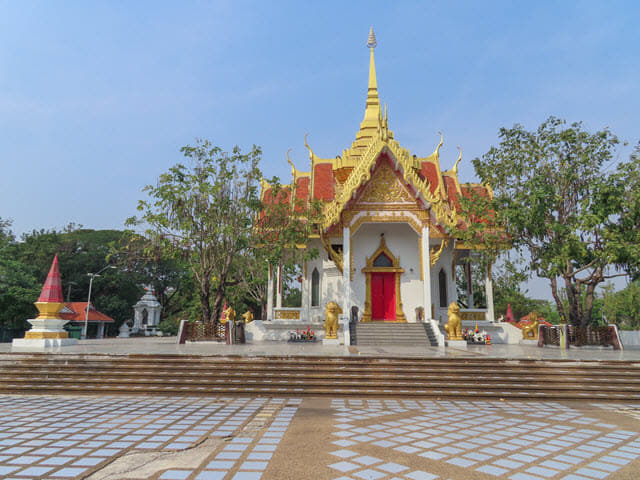 烏汶 Ubon Ratchathani City Pillar Shrine
