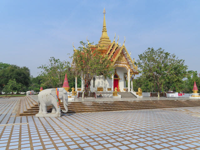 烏汶 Ubon Ratchathani City Pillar Shrine
